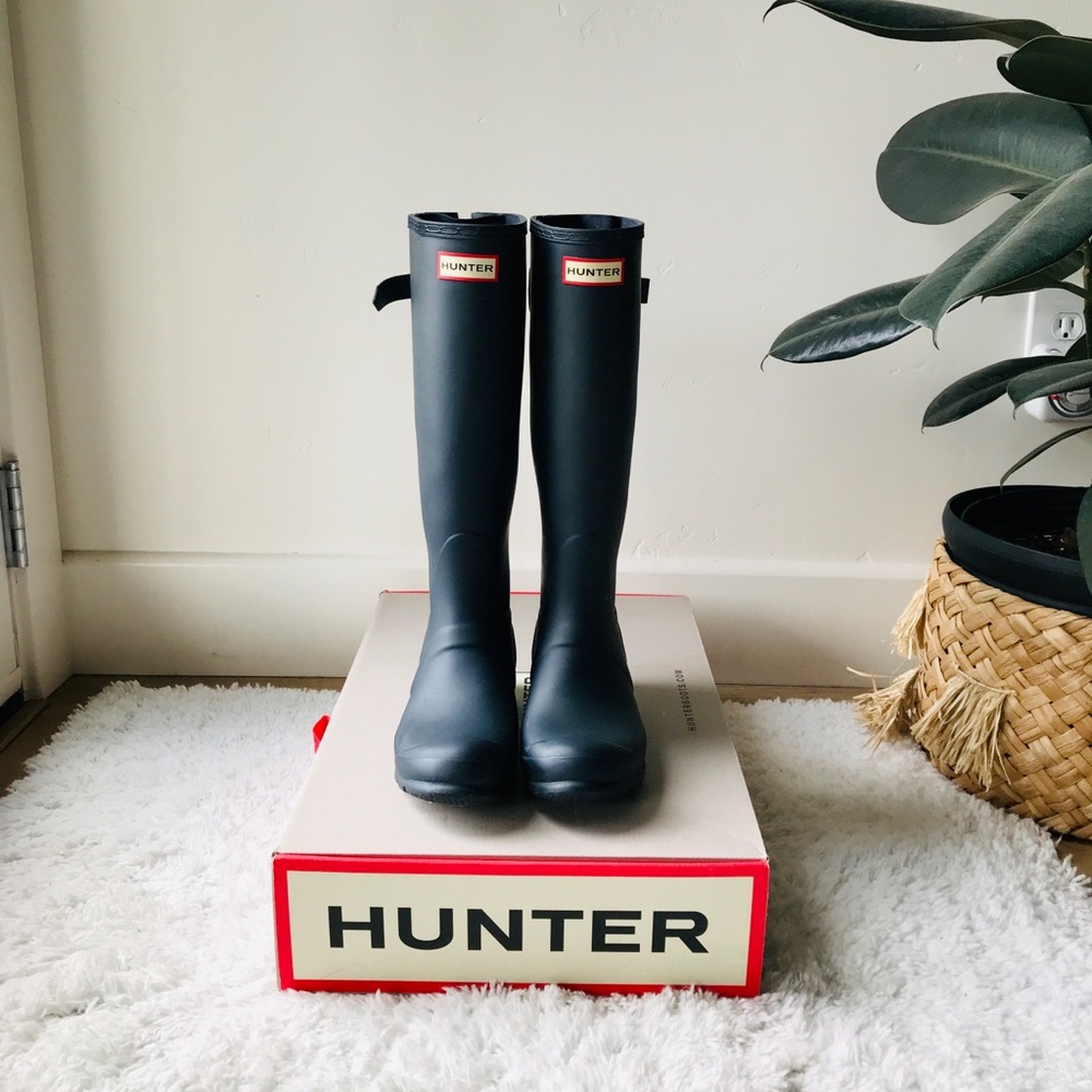 Hunter Rain Boots Tall Navy Blue